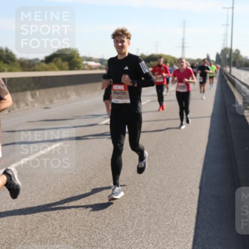 03.10.2025 - Köhlbrandbrückenlauf Yannick Fuchs http://msf.ph/oto/9176275 03.10.2025 11:13:57 Position 3 408 meine-sportfotos.de