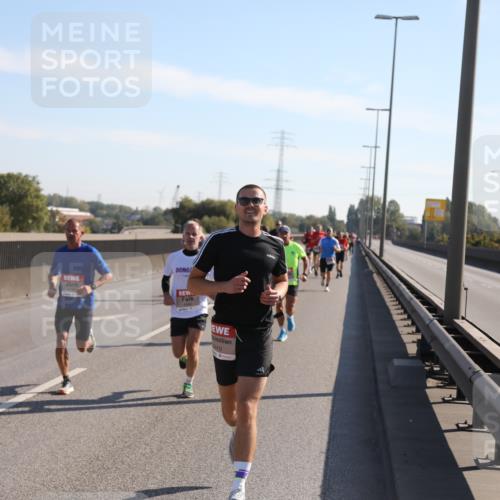 03.10.2025 - Köhlbrandbrückenlauf Yannick Fuchs http://msf.ph/oto/9176298 03.10.2025 11:14:00 Position 3 410 meine-sportfotos.de