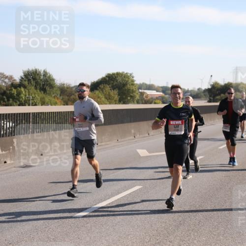 03.10.2025 - Köhlbrandbrückenlauf Yannick Fuchs http://msf.ph/oto/9176333 03.10.2025 11:14:04 Position 3 6741, 4126 meine-sportfotos.de