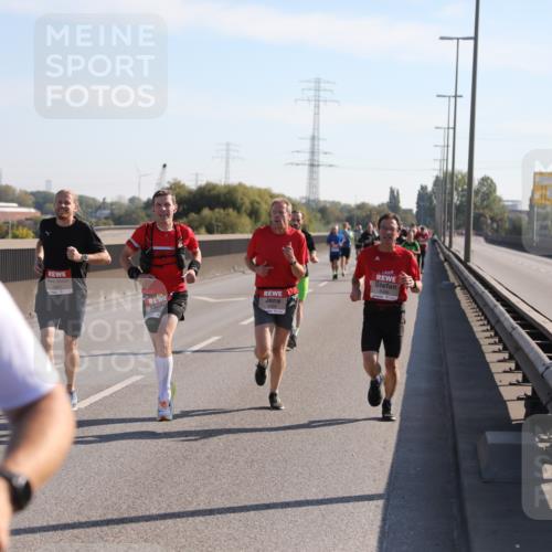 03.10.2025 - Köhlbrandbrückenlauf Yannick Fuchs http://msf.ph/oto/9176359 03.10.2025 11:14:07 Position 3  meine-sportfotos.de