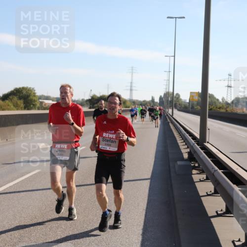 03.10.2025 - Köhlbrandbrückenlauf Yannick Fuchs http://msf.ph/oto/9176380 03.10.2025 11:14:09 Position 3 6464, 6484 meine-sportfotos.de