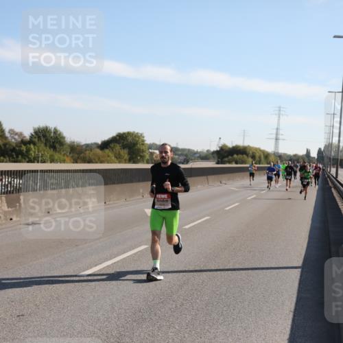 03.10.2025 - Köhlbrandbrückenlauf Yannick Fuchs http://msf.ph/oto/9176393 03.10.2025 11:14:11 Position 3  meine-sportfotos.de