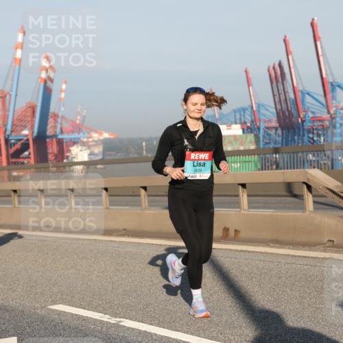 03.10.2025 - Köhlbrandbrückenlauf Yannick Fuchs http://msf.ph/oto/9176399 03.10.2025 08:46:45 Position 2 1829 meine-sportfotos.de