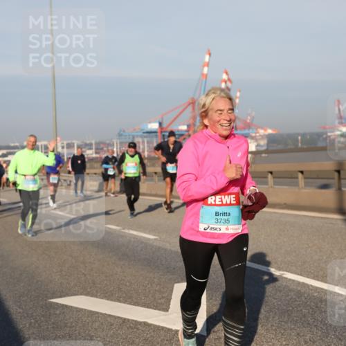 03.10.2025 - Köhlbrandbrückenlauf Yannick Fuchs http://msf.ph/oto/9176469 03.10.2025 08:46:50 Position 2 3735 meine-sportfotos.de