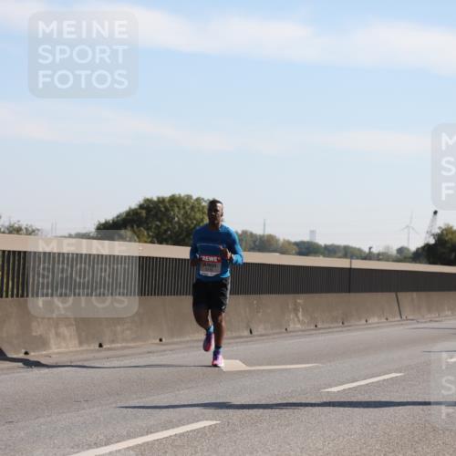 03.10.2025 - Köhlbrandbrückenlauf Yannick Fuchs http://msf.ph/oto/9176515 03.10.2025 11:14:27 Position 3 4148 meine-sportfotos.de