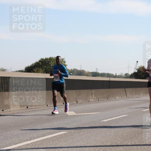 03.10.2025 - Köhlbrandbrückenlauf Yannick Fuchs http://msf.ph/oto/9176517 03.10.2025 11:14:27 Position 3 4148 meine-sportfotos.de