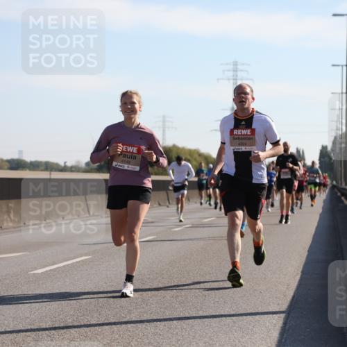 03.10.2025 - Köhlbrandbrückenlauf Yannick Fuchs http://msf.ph/oto/9176521 03.10.2025 11:14:28 Position 3 4148, 4304 meine-sportfotos.de