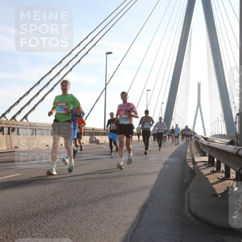 03.10.2025 - Köhlbrandbrückenlauf Yannick Fuchs http://msf.ph/oto/9176555 03.10.2025 08:26:07 Position 1  meine-sportfotos.de