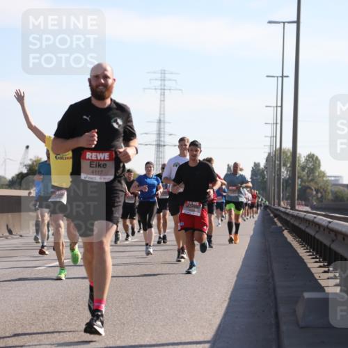 03.10.2025 - Köhlbrandbrückenlauf Yannick Fuchs http://msf.ph/oto/9176579 03.10.2025 11:14:33 Position 3 422, 4117 meine-sportfotos.de