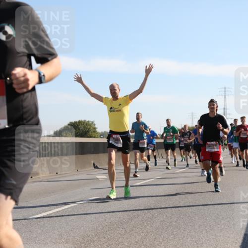 03.10.2025 - Köhlbrandbrückenlauf Yannick Fuchs http://msf.ph/oto/9176586 03.10.2025 11:14:35 Position 3 4117 meine-sportfotos.de