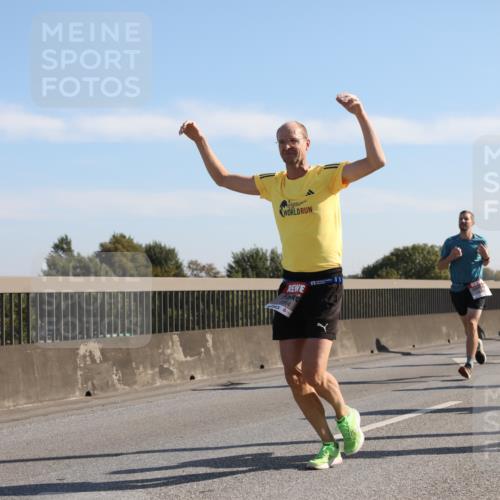 03.10.2025 - Köhlbrandbrückenlauf Yannick Fuchs http://msf.ph/oto/9176606 03.10.2025 11:14:36 Position 3 4098 meine-sportfotos.de