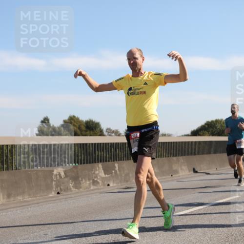 03.10.2025 - Köhlbrandbrückenlauf Yannick Fuchs http://msf.ph/oto/9176609 03.10.2025 11:14:36 Position 3 4098 meine-sportfotos.de