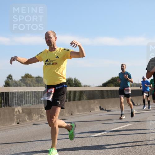 03.10.2025 - Köhlbrandbrückenlauf Yannick Fuchs http://msf.ph/oto/9176611 03.10.2025 11:14:36 Position 3 4098 meine-sportfotos.de