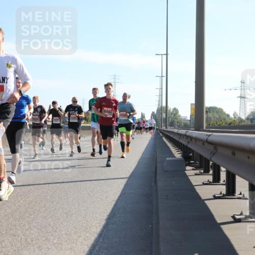 03.10.2025 - Köhlbrandbrückenlauf Yannick Fuchs http://msf.ph/oto/9176616 03.10.2025 11:14:37 Position 3 4251 meine-sportfotos.de