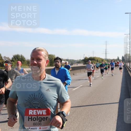 03.10.2025 - Köhlbrandbrückenlauf Yannick Fuchs http://msf.ph/oto/9176650 03.10.2025 11:14:41 Position 3 4177, 2015, 6036 meine-sportfotos.de