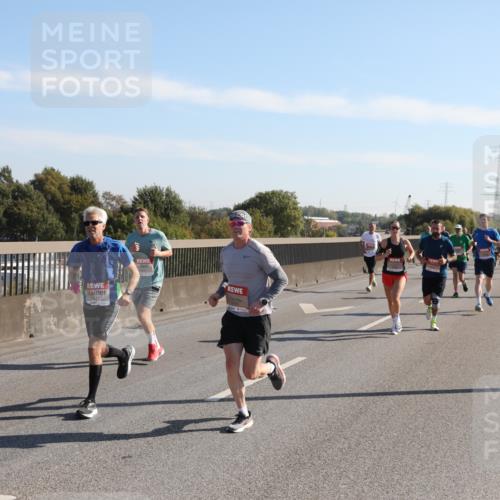 03.10.2025 - Köhlbrandbrückenlauf Yannick Fuchs http://msf.ph/oto/9176667 03.10.2025 11:14:44 Position 3 47, 6767 meine-sportfotos.de