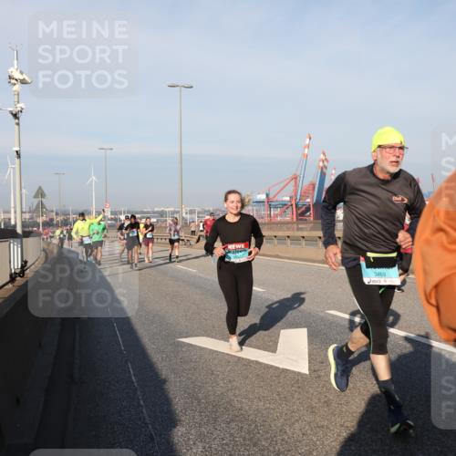 03.10.2025 - Köhlbrandbrückenlauf Yannick Fuchs http://msf.ph/oto/9176669 03.10.2025 08:47:06 Position 2 3469 meine-sportfotos.de