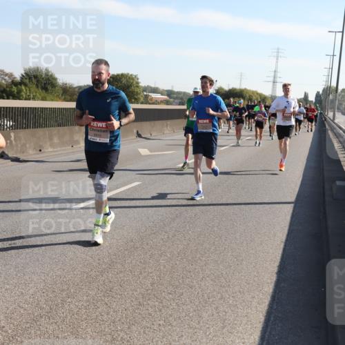03.10.2025 - Köhlbrandbrückenlauf Yannick Fuchs http://msf.ph/oto/9176678 03.10.2025 11:14:46 Position 3 6769, 5915 meine-sportfotos.de