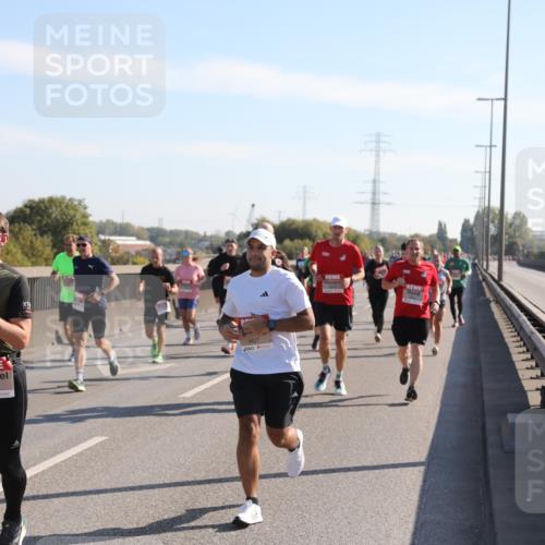 03.10.2025 - Köhlbrandbrückenlauf Yannick Fuchs http://msf.ph/oto/9176712 03.10.2025 11:14:53 Position 3 6251, 4407 meine-sportfotos.de