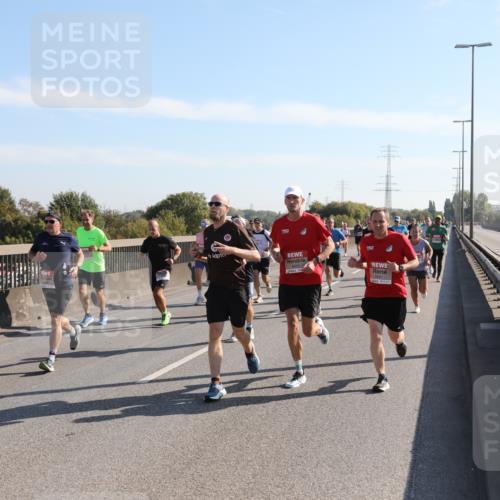 03.10.2025 - Köhlbrandbrückenlauf Yannick Fuchs http://msf.ph/oto/9176727 03.10.2025 11:14:55 Position 3 6081 meine-sportfotos.de