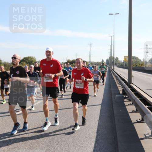 03.10.2025 - Köhlbrandbrückenlauf Yannick Fuchs http://msf.ph/oto/9176738 03.10.2025 11:14:56 Position 3 6655, 157, 6081 meine-sportfotos.de