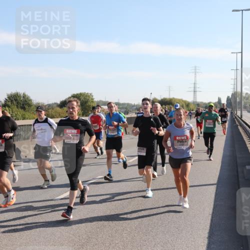 03.10.2025 - Köhlbrandbrückenlauf Yannick Fuchs http://msf.ph/oto/9176746 03.10.2025 11:14:57 Position 3 4268, 4162 meine-sportfotos.de