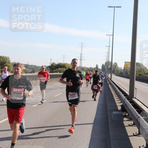 03.10.2025 - Köhlbrandbrückenlauf Yannick Fuchs http://msf.ph/oto/9176787 03.10.2025 11:15:03 Position 3 6329, 4368 meine-sportfotos.de