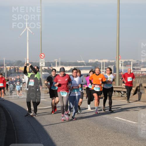 03.10.2025 - Köhlbrandbrückenlauf Yannick Fuchs http://msf.ph/oto/9176855 03.10.2025 08:47:26 Position 2 1633, 2147 meine-sportfotos.de