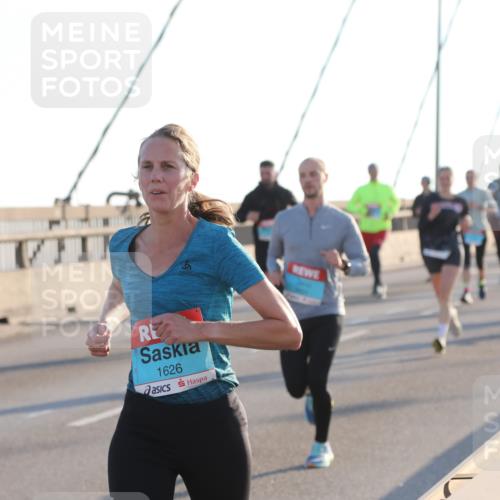 03.10.2025 - Köhlbrandbrückenlauf Yannick Fuchs http://msf.ph/oto/9176881 03.10.2025 08:26:40 Position 1 1626 meine-sportfotos.de