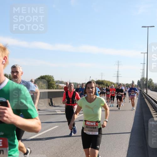03.10.2025 - Köhlbrandbrückenlauf Yannick Fuchs http://msf.ph/oto/9176885 03.10.2025 11:15:16 Position 3 4274, 4292 meine-sportfotos.de