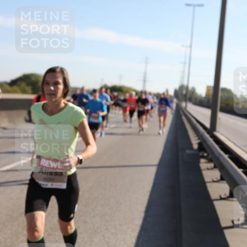 03.10.2025 - Köhlbrandbrückenlauf Yannick Fuchs http://msf.ph/oto/9176889 03.10.2025 11:15:16 Position 3 292 meine-sportfotos.de