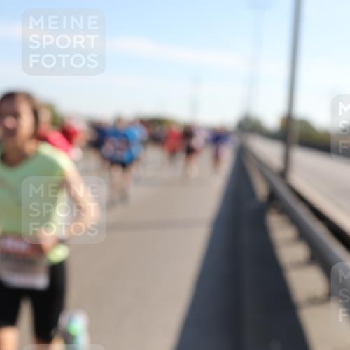 03.10.2025 - Köhlbrandbrückenlauf Yannick Fuchs http://msf.ph/oto/9176892 03.10.2025 11:15:16 Position 3 414 meine-sportfotos.de