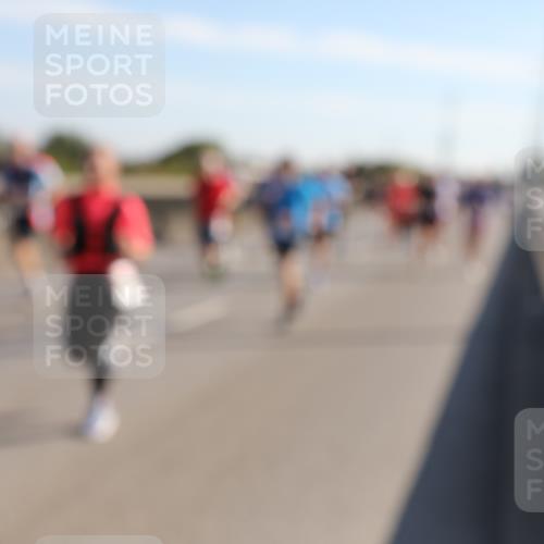 03.10.2025 - Köhlbrandbrückenlauf Yannick Fuchs http://msf.ph/oto/9176898 03.10.2025 11:15:17 Position 3  meine-sportfotos.de