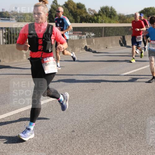 03.10.2025 - Köhlbrandbrückenlauf Yannick Fuchs http://msf.ph/oto/9176910 03.10.2025 11:15:17 Position 3 5639 meine-sportfotos.de