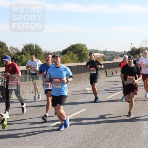 03.10.2025 - Köhlbrandbrückenlauf Yannick Fuchs http://msf.ph/oto/9176922 03.10.2025 11:15:19 Position 3 4294, 6617, 4249, 5810, 30 meine-sportfotos.de
