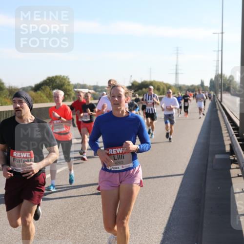 03.10.2025 - Köhlbrandbrückenlauf Yannick Fuchs http://msf.ph/oto/9176943 03.10.2025 11:15:20 Position 3 5810, 4203 meine-sportfotos.de