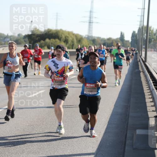 03.10.2025 - Köhlbrandbrückenlauf Yannick Fuchs http://msf.ph/oto/9176950 03.10.2025 11:15:43 Position 3 4263, 4165 meine-sportfotos.de