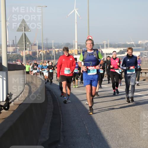03.10.2025 - Köhlbrandbrückenlauf Yannick Fuchs http://msf.ph/oto/9176971 03.10.2025 08:47:40 Position 2 3796 meine-sportfotos.de