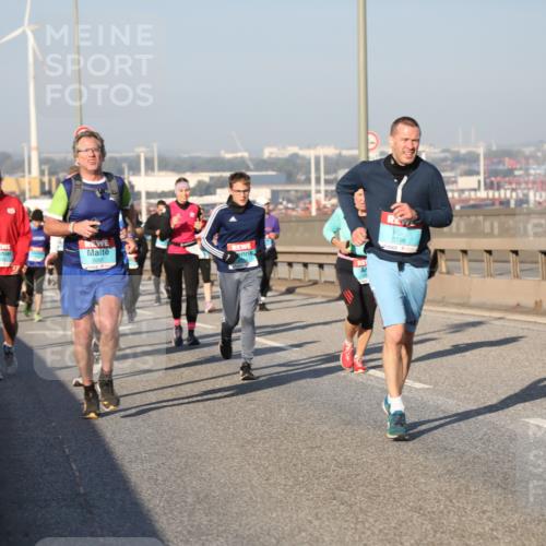 03.10.2025 - Köhlbrandbrückenlauf Yannick Fuchs http://msf.ph/oto/9176973 03.10.2025 08:47:40 Position 2 3796 meine-sportfotos.de
