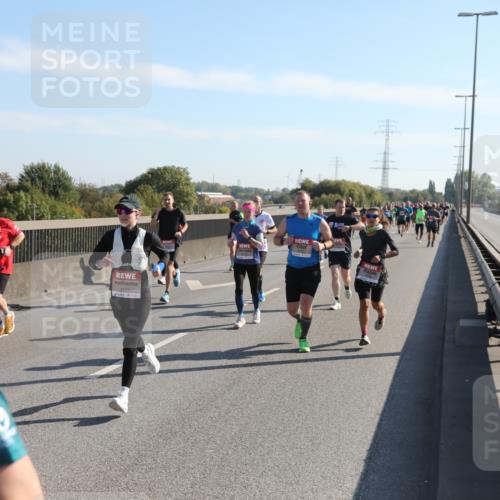 03.10.2025 - Köhlbrandbrückenlauf Yannick Fuchs http://msf.ph/oto/9176985 03.10.2025 11:15:50 Position 3 6427, 4151 meine-sportfotos.de