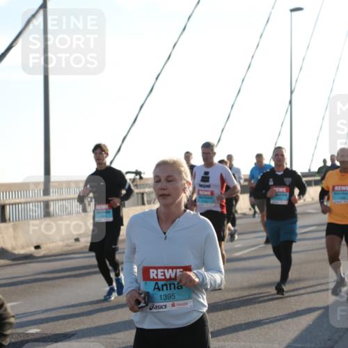 03.10.2025 - Köhlbrandbrückenlauf Yannick Fuchs http://msf.ph/oto/9176993 03.10.2025 08:27:00 Position 1 1395 meine-sportfotos.de