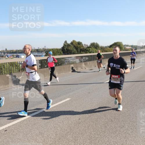 03.10.2025 - Köhlbrandbrückenlauf Yannick Fuchs http://msf.ph/oto/9177019 03.10.2025 11:15:54 Position 3 4158 meine-sportfotos.de