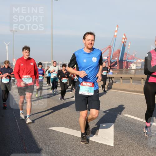 03.10.2025 - Köhlbrandbrückenlauf Yannick Fuchs http://msf.ph/oto/9177043 03.10.2025 08:47:48 Position 2 3751 meine-sportfotos.de
