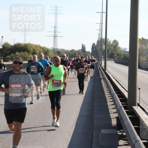 03.10.2025 - Köhlbrandbrückenlauf Yannick Fuchs http://msf.ph/oto/9177064 03.10.2025 11:15:58 Position 3 4081, 4127 meine-sportfotos.de