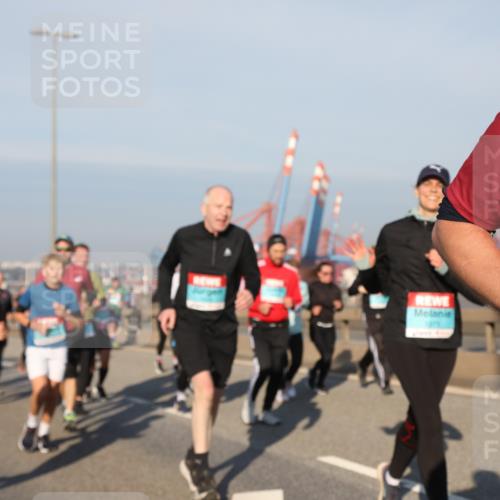 03.10.2025 - Köhlbrandbrückenlauf Yannick Fuchs http://msf.ph/oto/9177090 03.10.2025 08:47:54 Position 2  meine-sportfotos.de