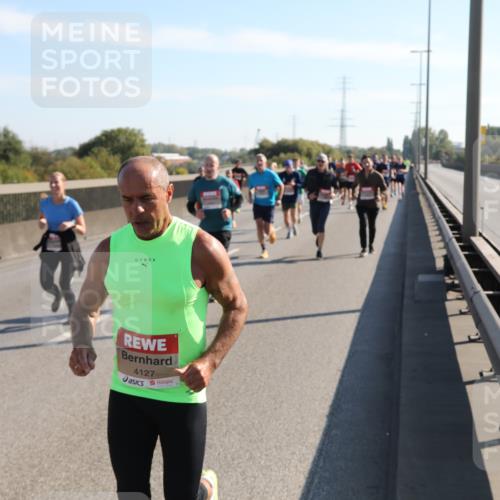 03.10.2025 - Köhlbrandbrückenlauf Yannick Fuchs http://msf.ph/oto/9177093 03.10.2025 11:16:01 Position 3 4127 meine-sportfotos.de