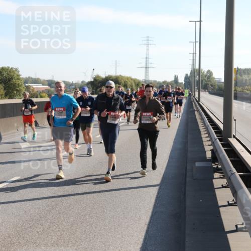 03.10.2025 - Köhlbrandbrückenlauf Yannick Fuchs http://msf.ph/oto/9177111 03.10.2025 11:16:03 Position 3 4122 meine-sportfotos.de