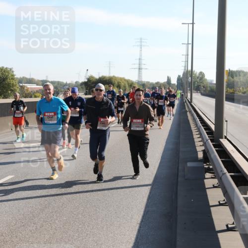 03.10.2025 - Köhlbrandbrückenlauf Yannick Fuchs http://msf.ph/oto/9177114 03.10.2025 11:16:03 Position 3 122, 88 meine-sportfotos.de