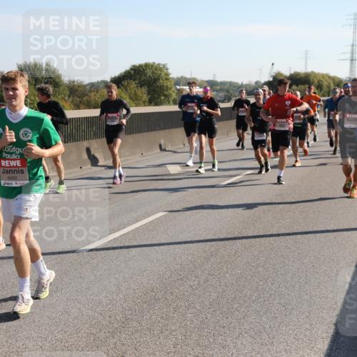 03.10.2025 - Köhlbrandbrückenlauf Yannick Fuchs http://msf.ph/oto/9177124 03.10.2025 11:16:07 Position 3 6492 meine-sportfotos.de
