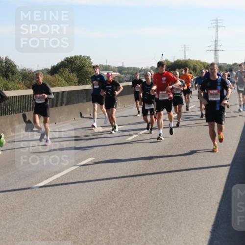 03.10.2025 - Köhlbrandbrückenlauf Yannick Fuchs http://msf.ph/oto/9177130 03.10.2025 11:16:07 Position 3  meine-sportfotos.de